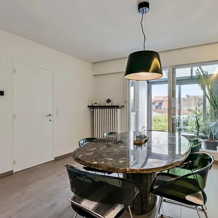 Anny's - Spacious In Center * Bruges